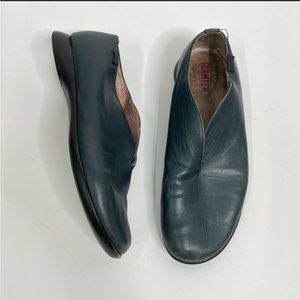 CAMPER Women’s Teal Blue Leather Slip On Loafer Flats sz 40